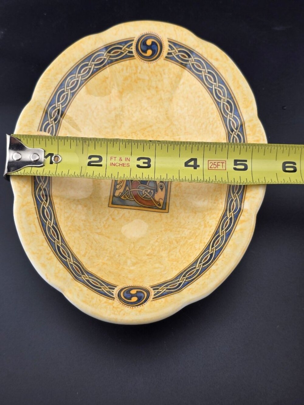 Royal Tara Irish Treasures Oval Bowl Celtic Knot 7x 5.25" Yellow & Blue Ireland - Picture 9 of 9